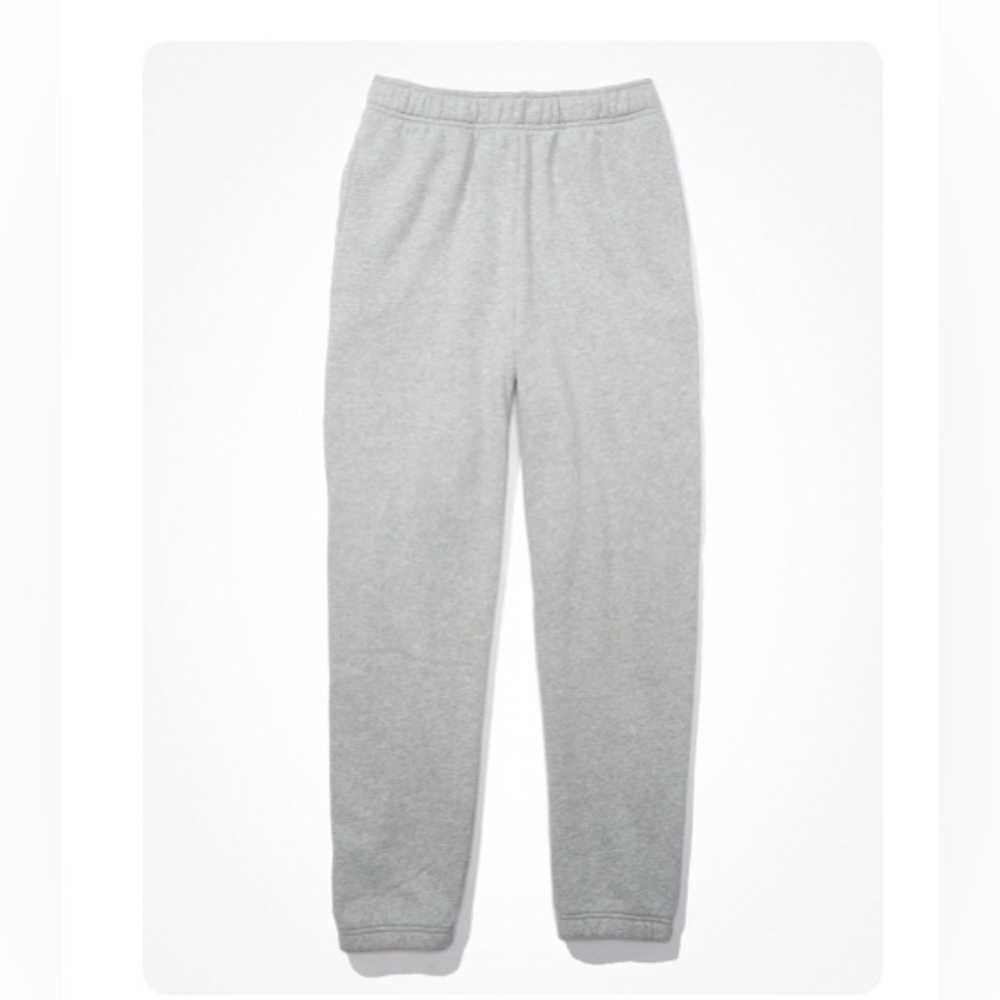 AE Fleece Boyfriend Jogger - size L in grey